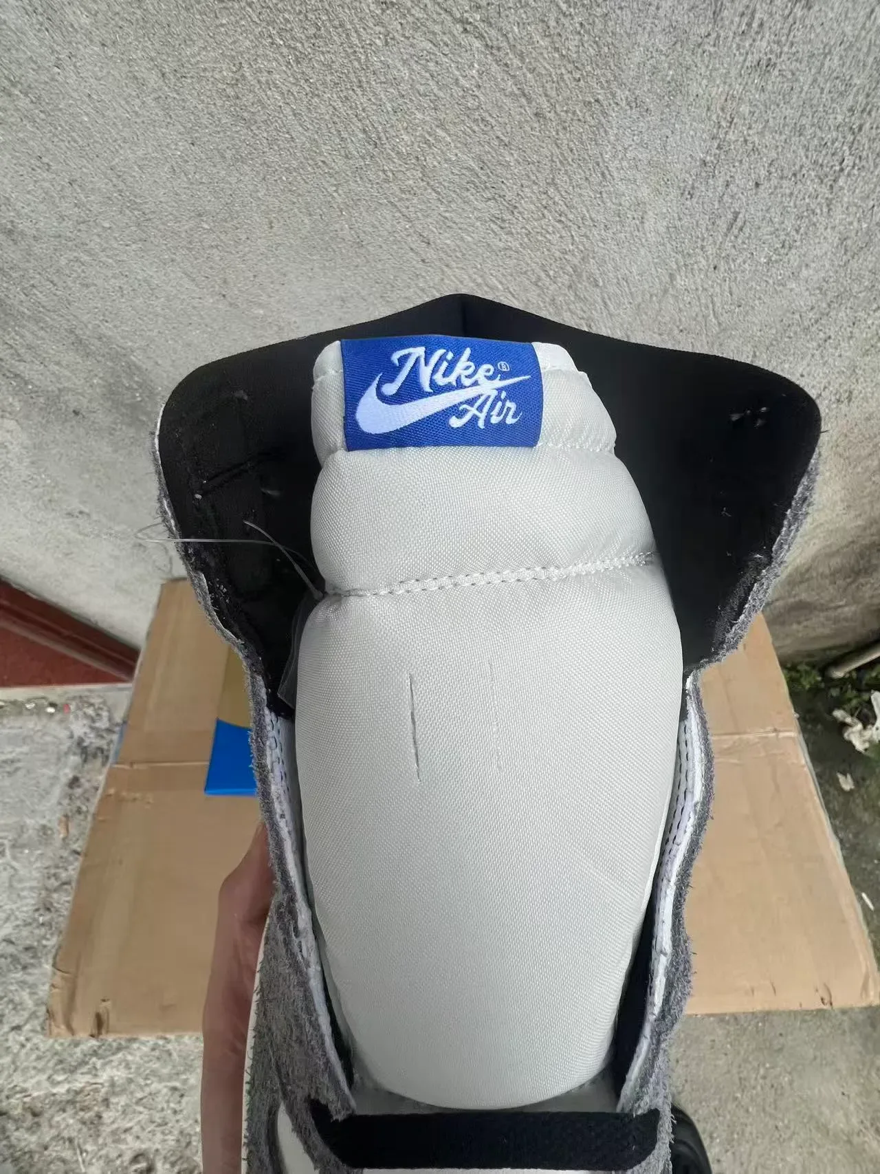 Air Jordan 1 High Top Chaussures de Basketball Gris Blanc Noir Or 4