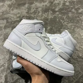 Air Jordan 1 Mid Monochromatic Light Gray Basketball Shoes