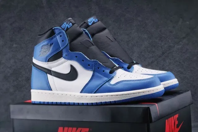 Air Jordan 1 Royal Blue White Black Basketball Shoes 2