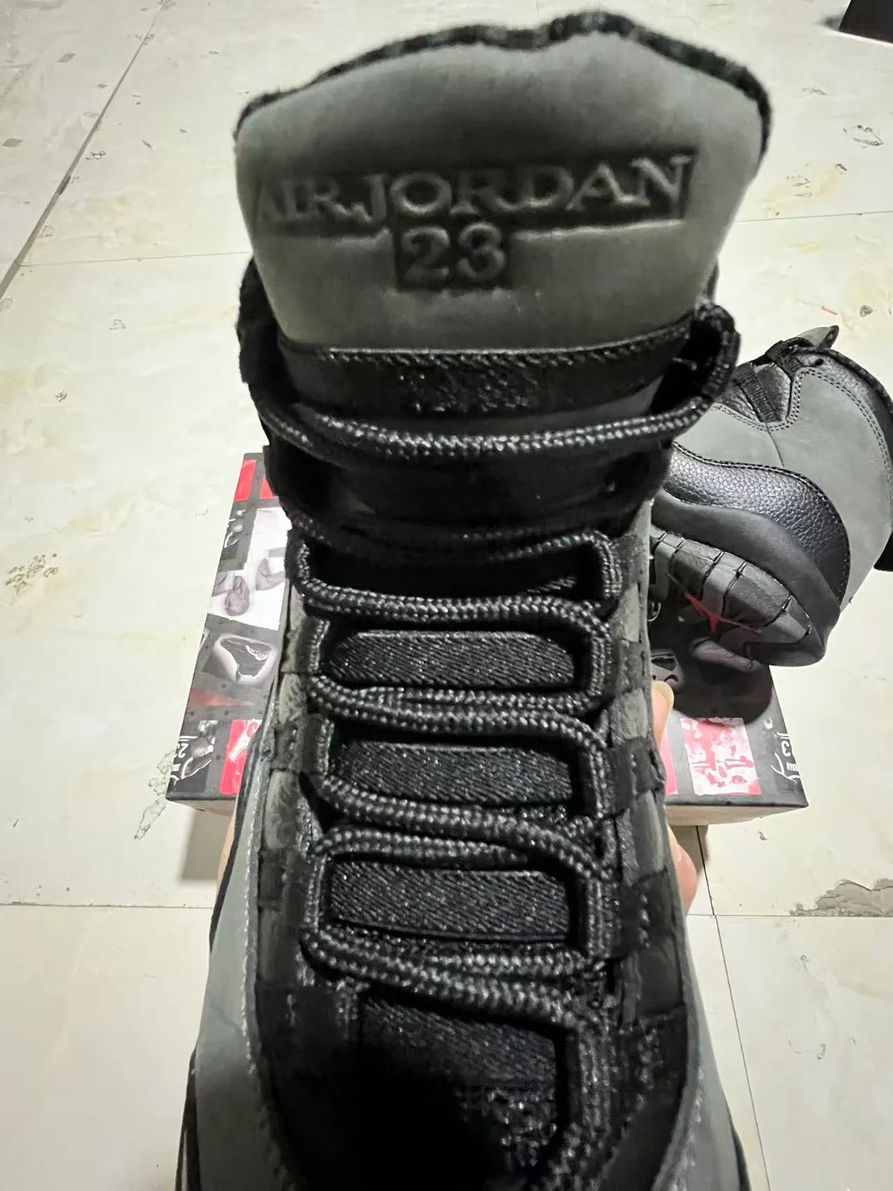 Air Jordan 10 Black and Dark Gray Basketball Shoes 4
