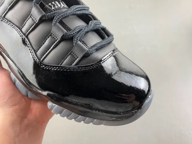 Air Jordan 11 Black Patent Leather Basketball Shoes 2