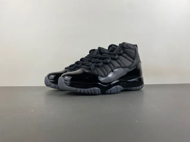 Air Jordan 11 Black Patent Leather Basketball Shoes 11