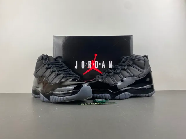 Air Jordan 11 Black Patent Leather Basketball Shoes 14
