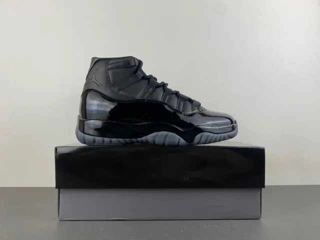 Air Jordan 11 Black Patent Leather Basketball Shoes 16