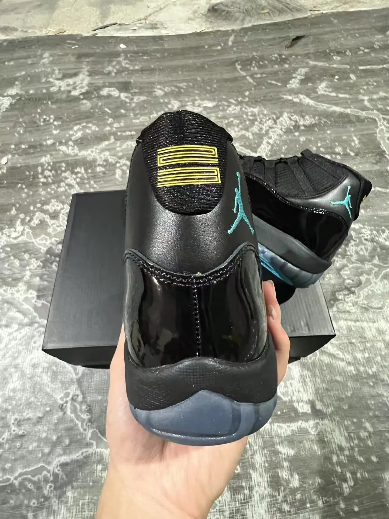 Air Jordan 11 Black Turquoise Jumpman Basketball Shoes 8