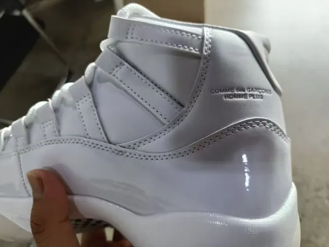 Air Jordan 11 Monochromatic White Basketball Shoes 4