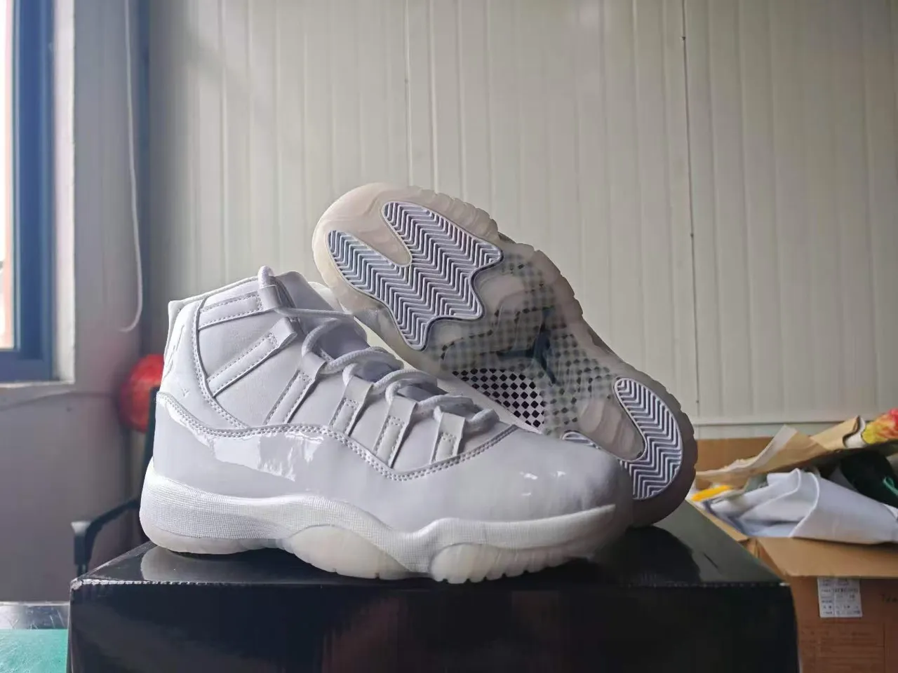 Air Jordan 11 Monochromatic White Basketball Shoes 6