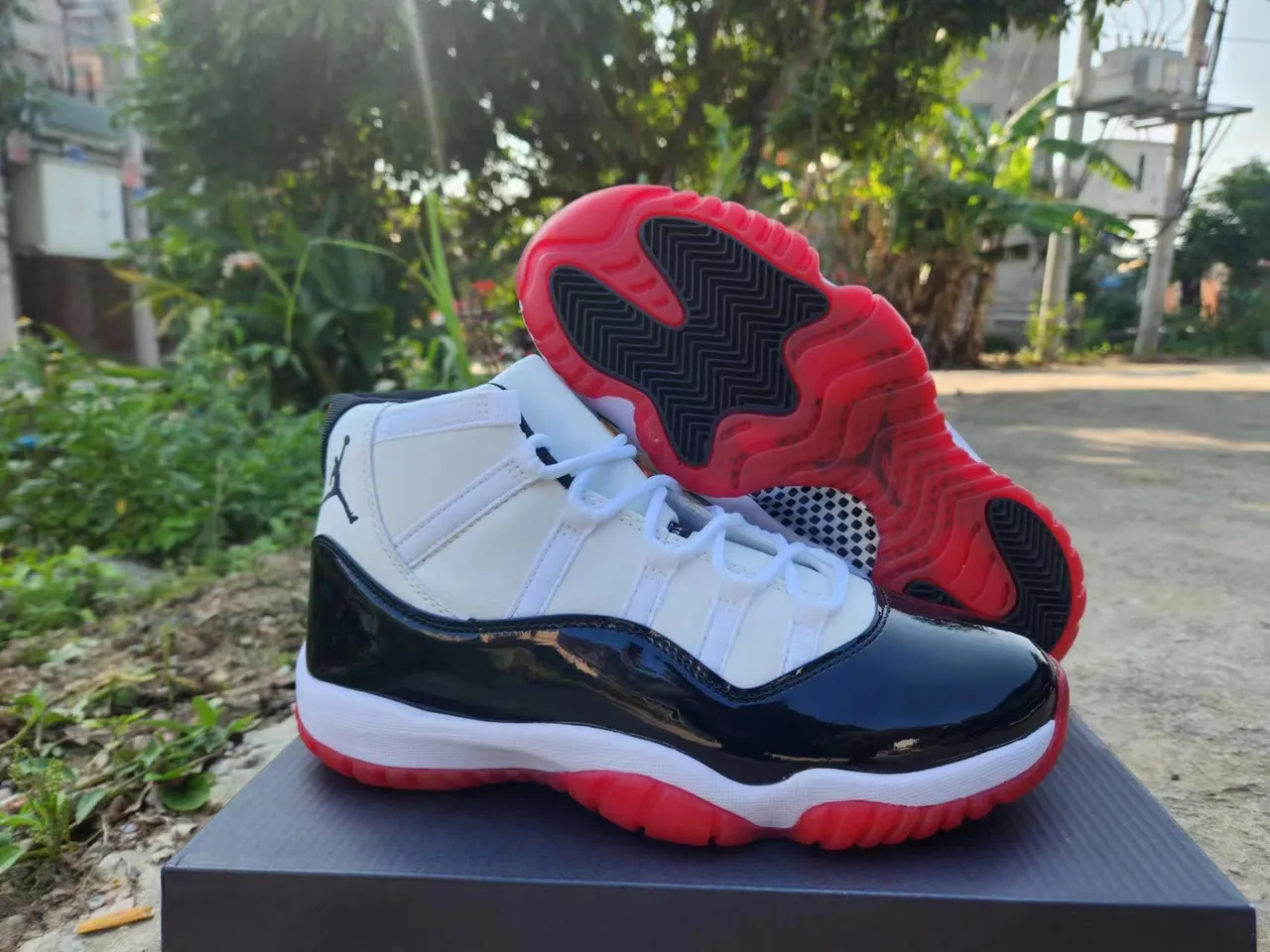 Air Jordan 11 White Black Red Patent Leather Basketball Shoes 3