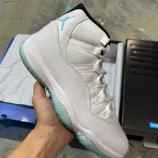 Air Jordan 11 White Light Blue Icy Outsole Basketball Shoes