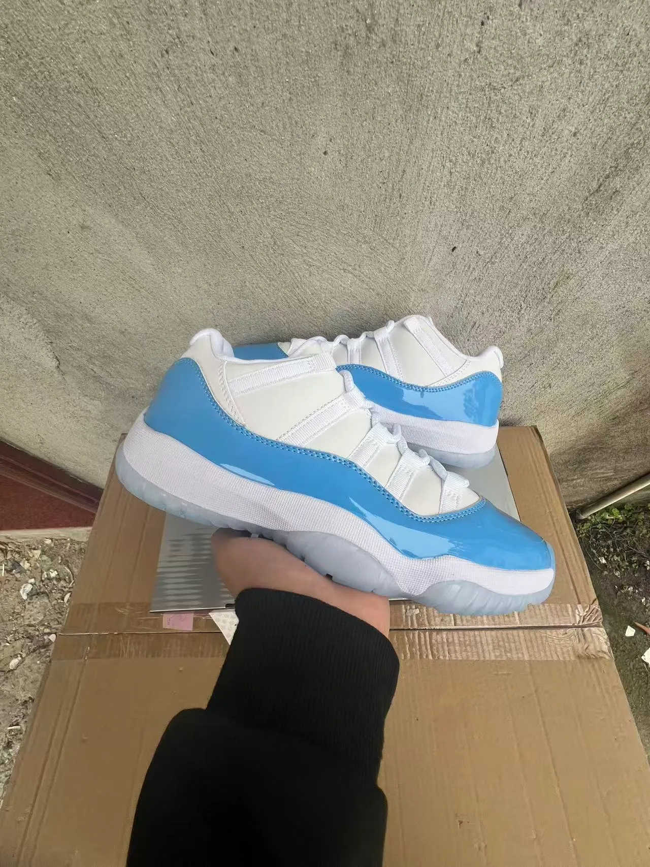 Air Jordan 11 White Light Blue Patent Leather Basketball Shoes 2