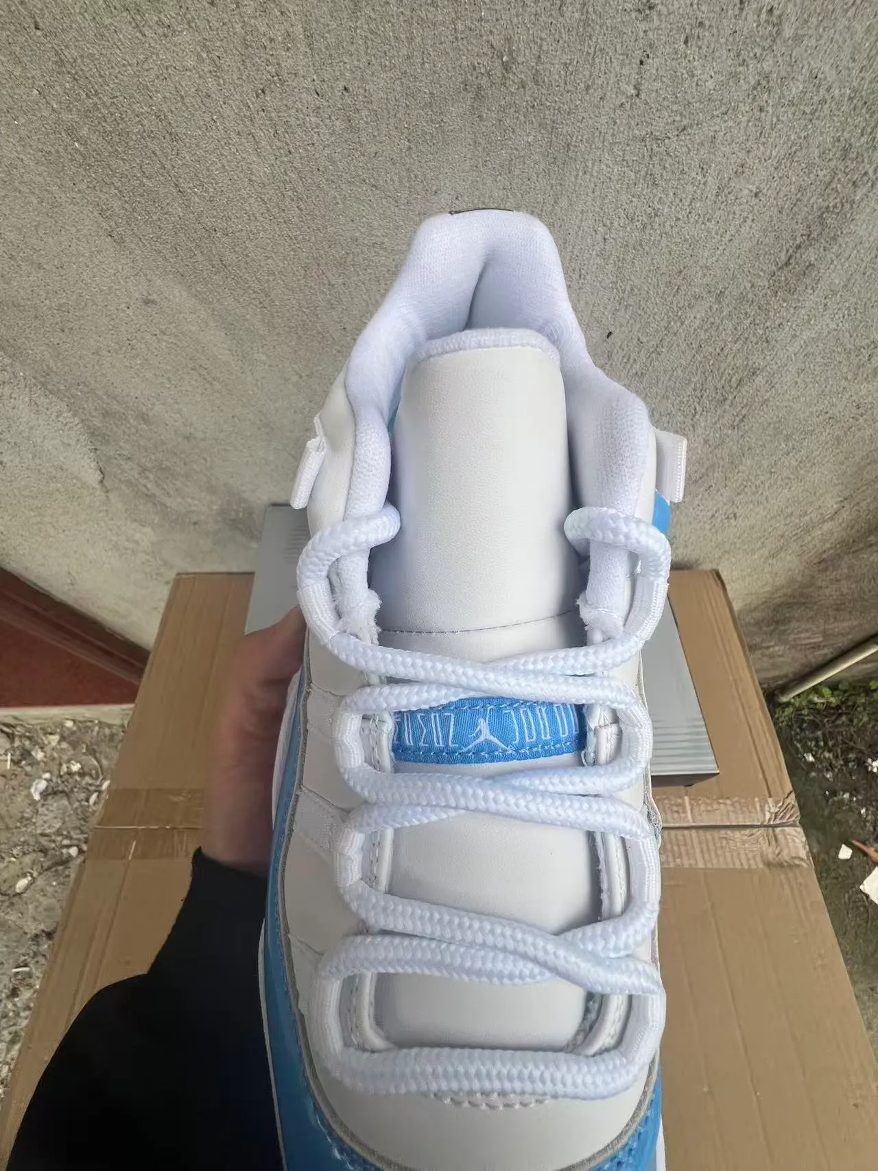 Air Jordan 11 White Light Blue Patent Leather Basketball Shoes 5