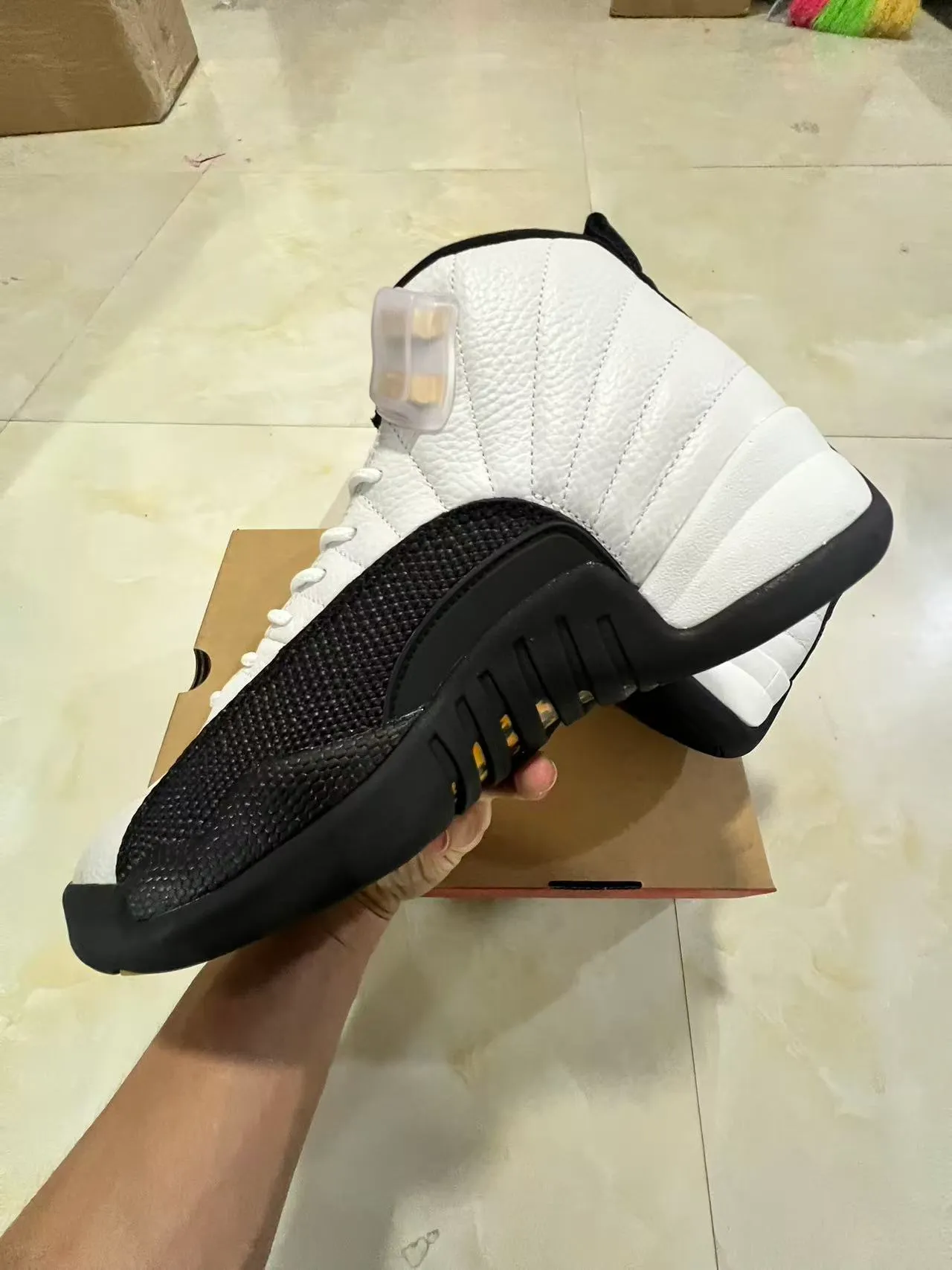 Air Jordan 12 White Black Gold Lace Lock Basketball Shoes 5