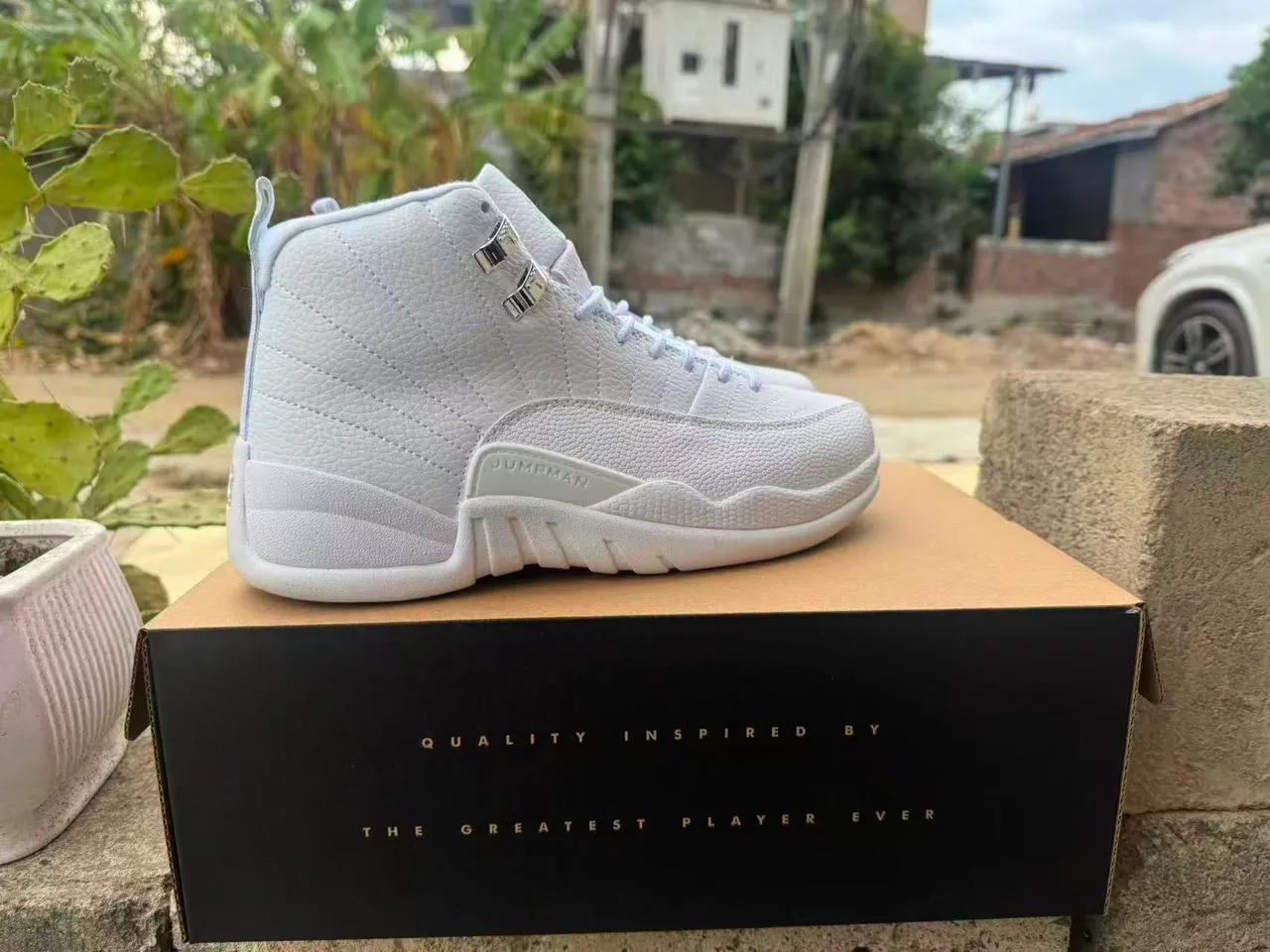 Air Jordan 12 White Quilted Leather Basketball Shoes 2