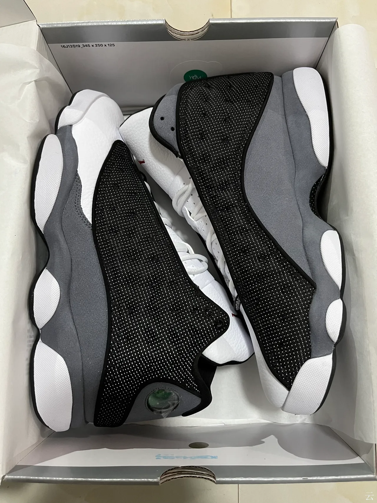 Air Jordan 13 Black White Gray Basketball Shoes 12