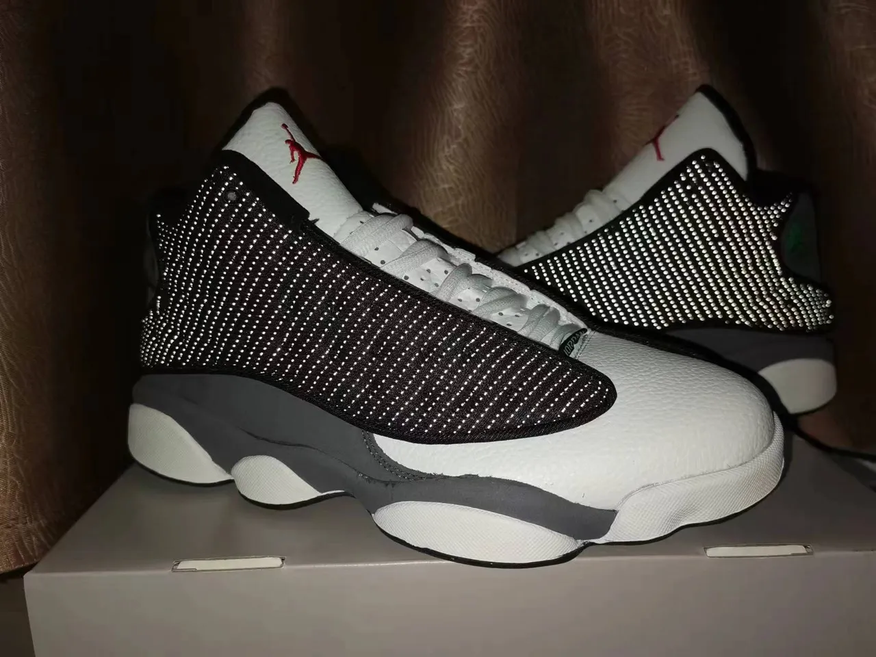 Air Jordan 13 White Black Gray Basketball Shoes 2