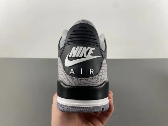 Air Jordan 3 Black Cement Impression d'Éléphant Chaussures de Basketball 4