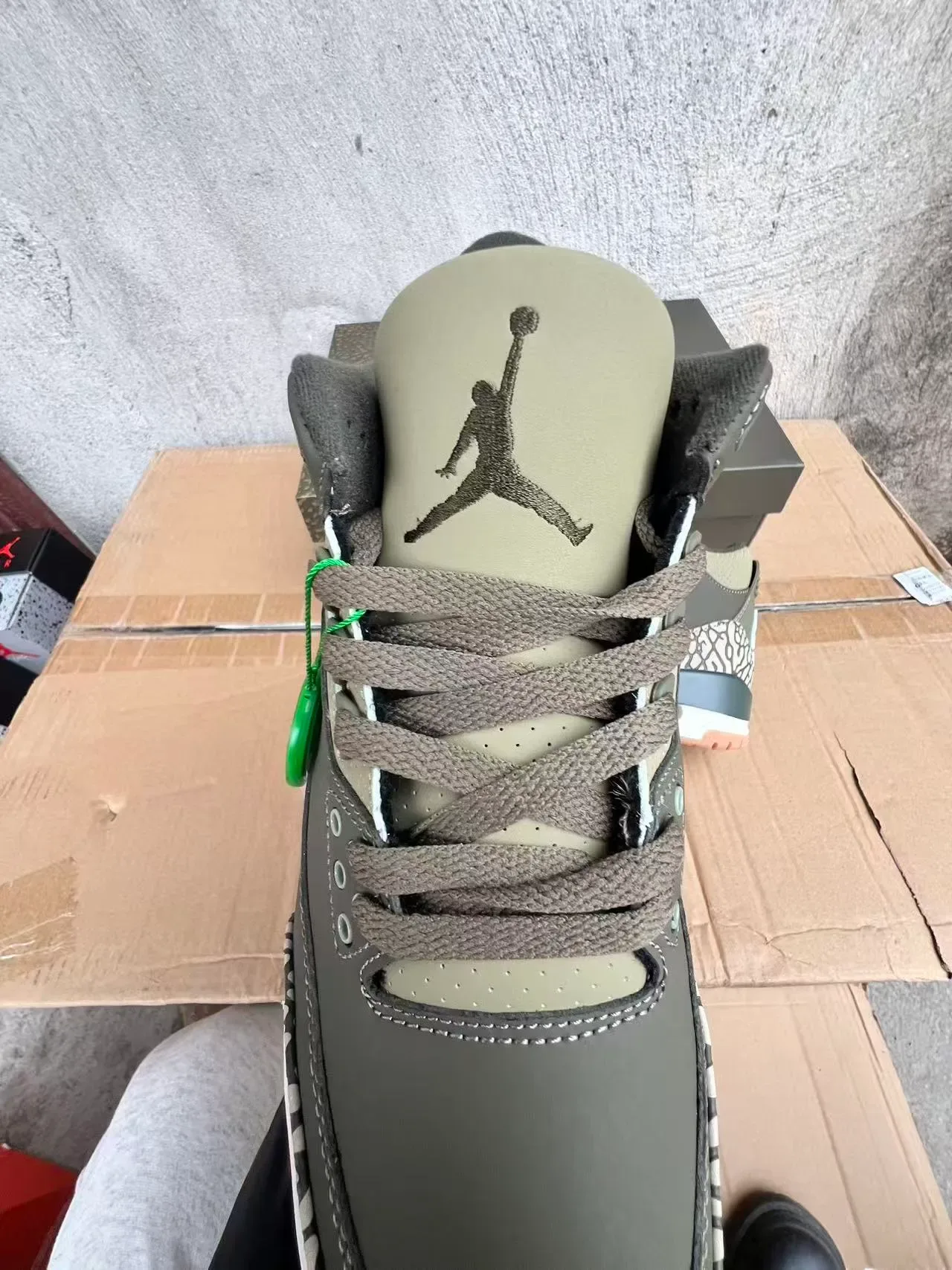 Air Jordan 3 Olive Elephant Print Chaussures de Basketball 4