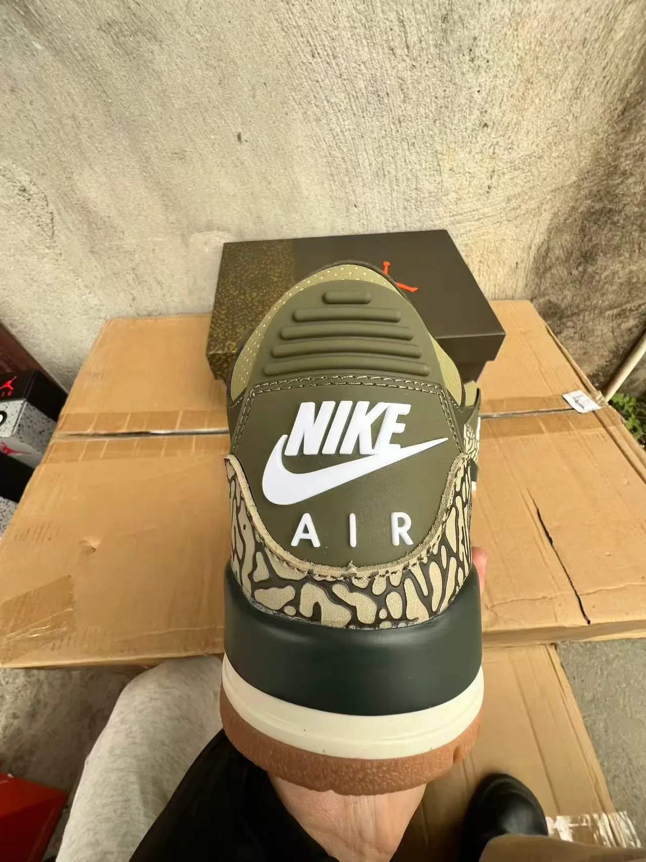 Air Jordan 3 Olive Elephant Print Chaussures de Basketball 8