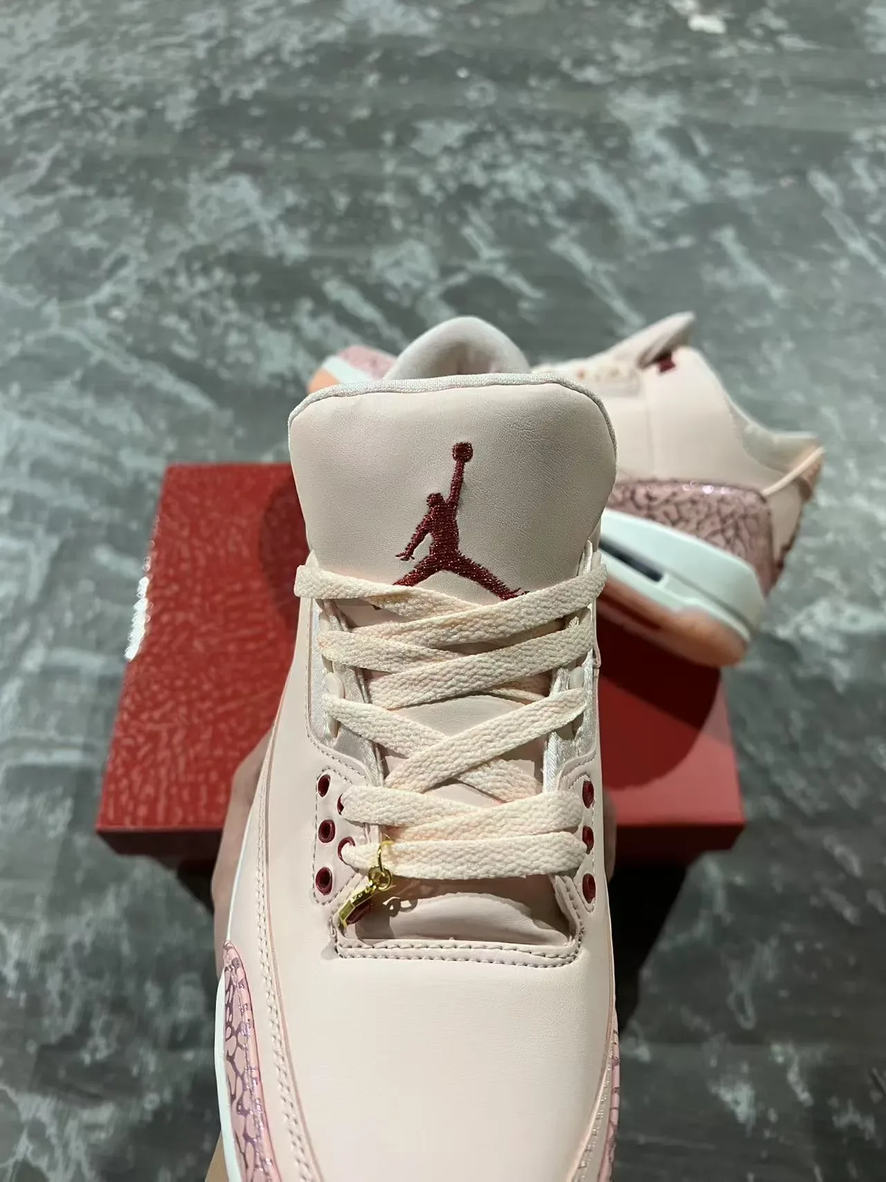 Air Jordan 3 Rosa Pálido impressão de elefante tênis de basquete 4