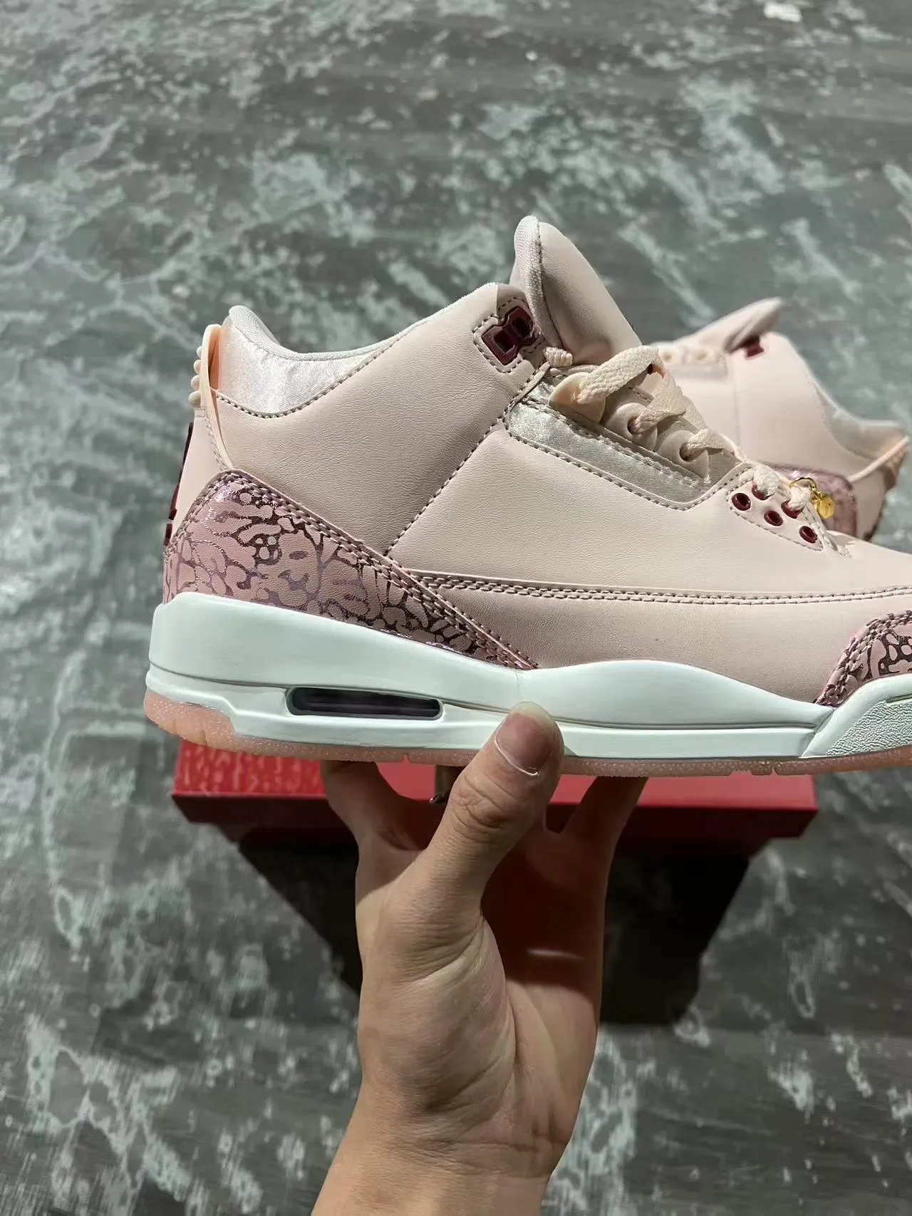 Air Jordan 3 Rosa Pálido impressão de elefante tênis de basquete 7