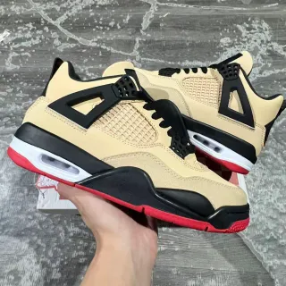 Air Jordan 4 米色黑色红色篮球鞋