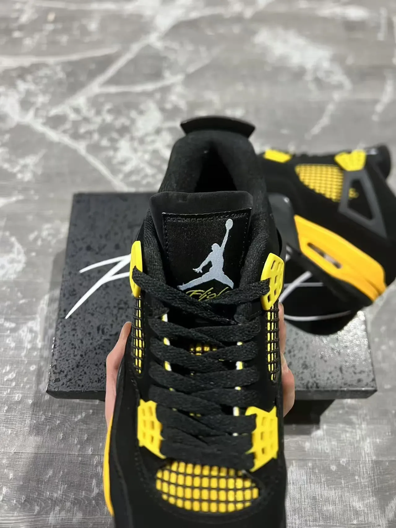 Air Jordan 4 Chaussures de Basketball Noires Jaunes 4