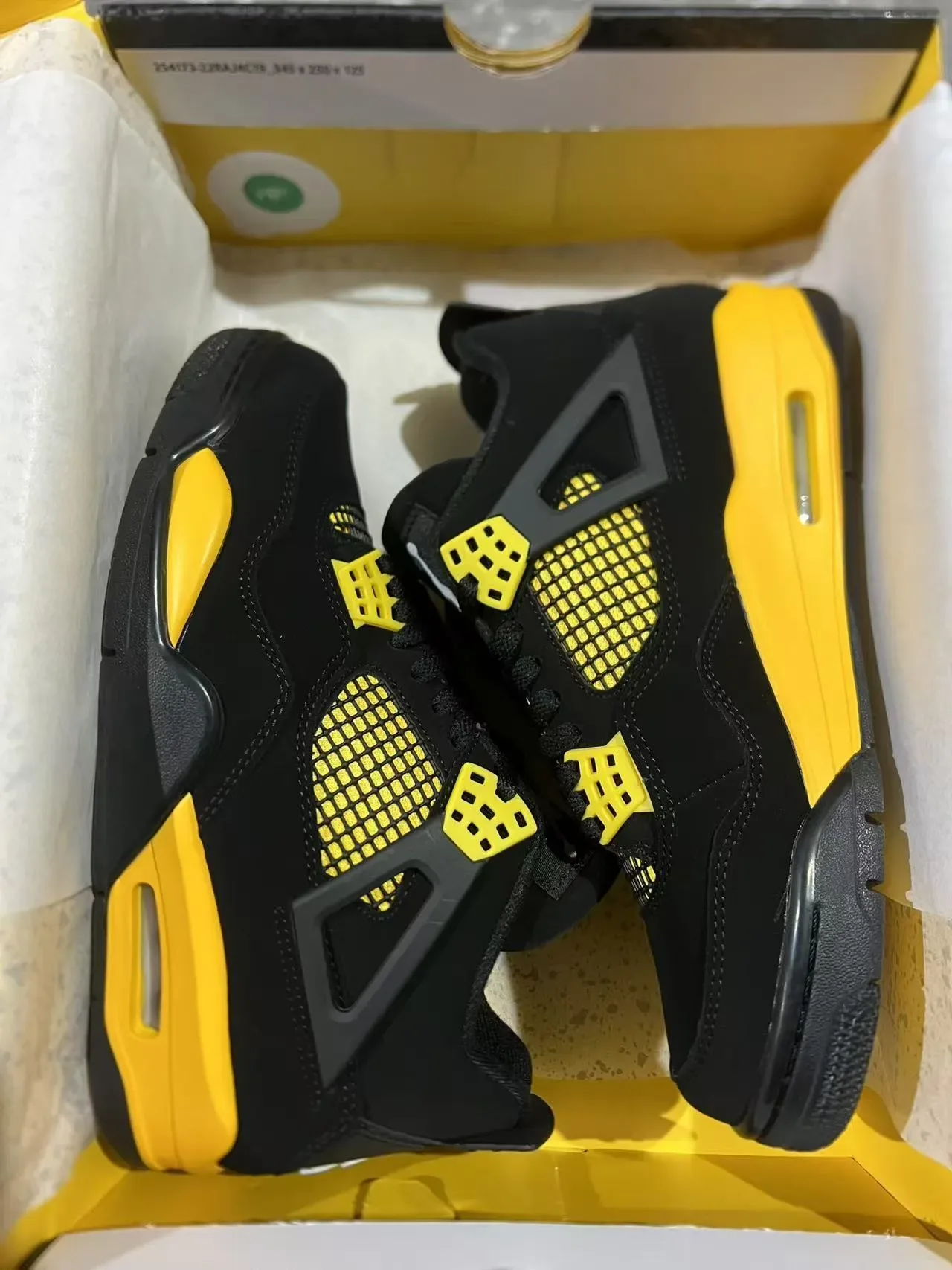 Air Jordan 4 Chaussures de Basketball Noires Jaunes 9