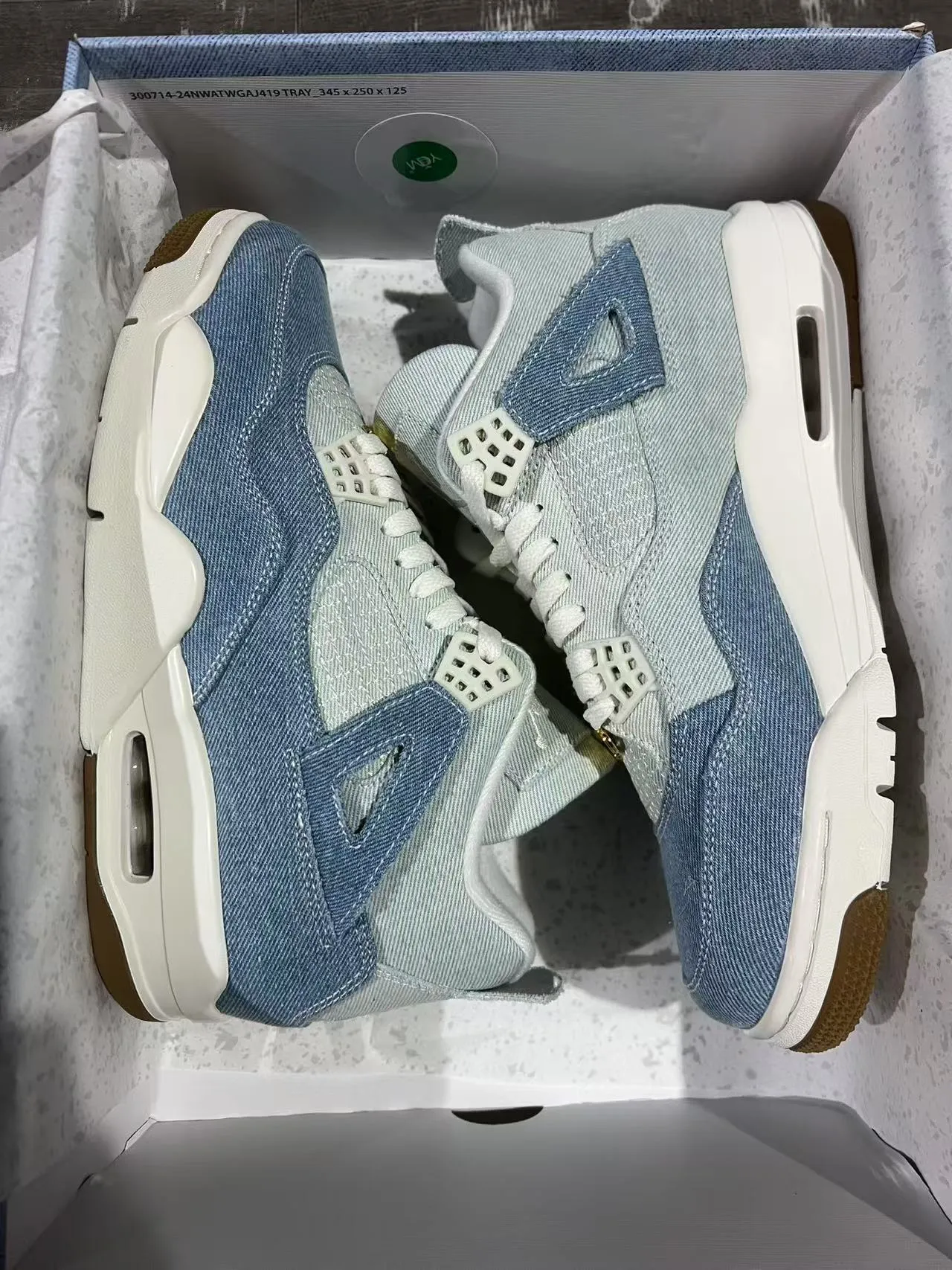 Tênis de basquete Air Jordan 4 Denim azul claro branco goma 9