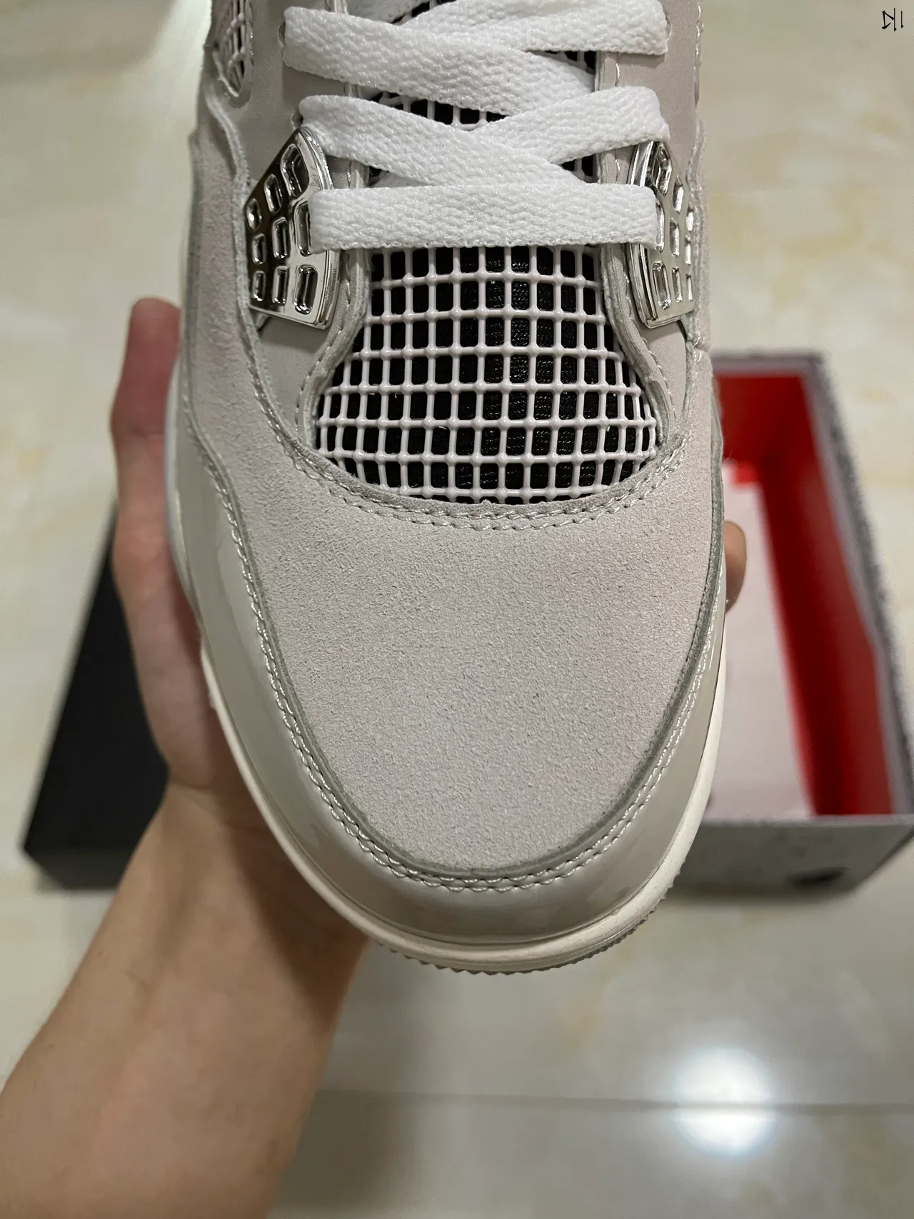 Air Jordan 4 Light Gray Metallic Lace Lock Basketball Shoes 3