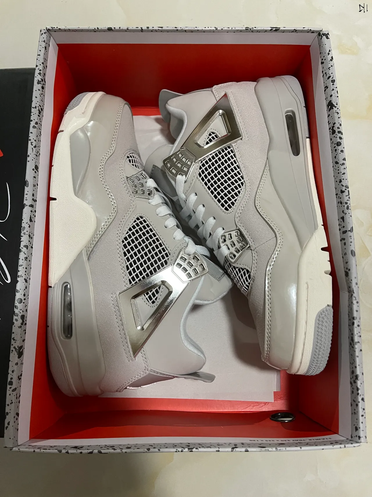 Air Jordan 4 Light Gray Metallic Lace Lock Basketball Shoes 8