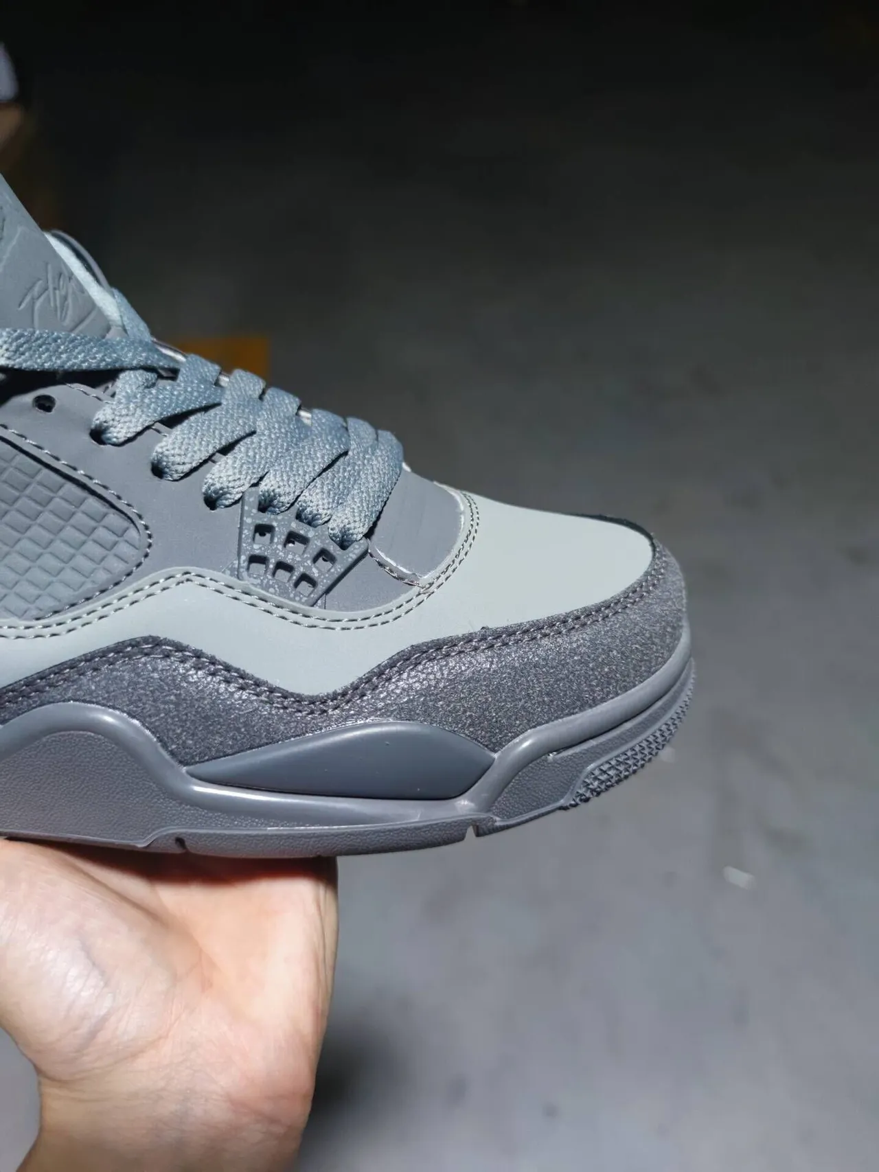 Air Jordan 4 Monochromatic Gray Basketball Shoes 5