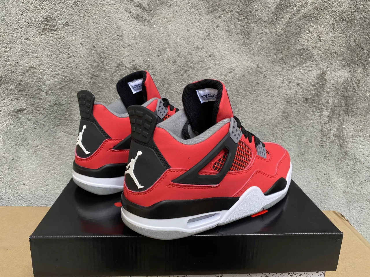Air Jordan 4 Red Black White Basketball Shoes 3