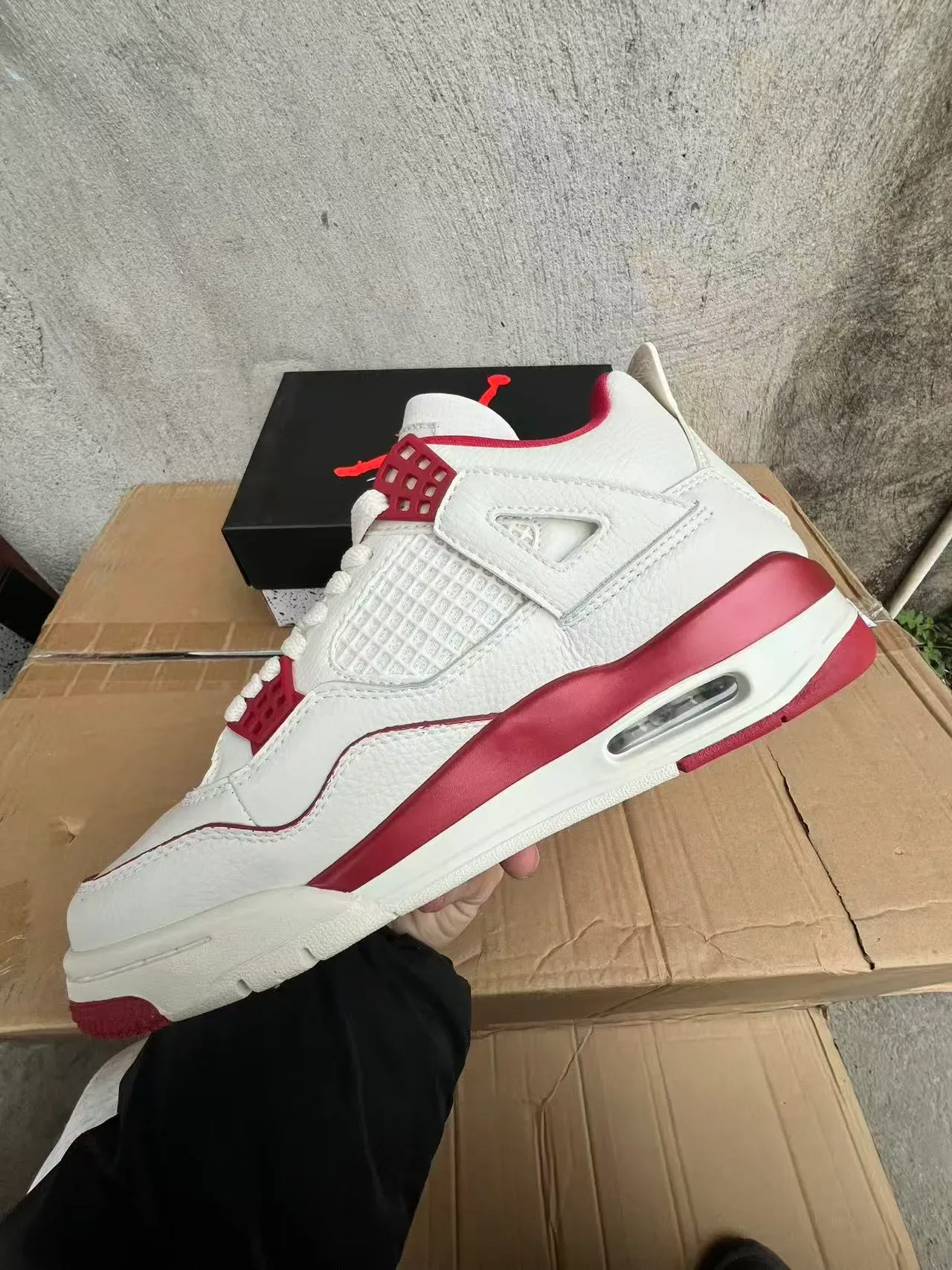 Air Jordan 4 branco e vermelho tênis de basquete 5