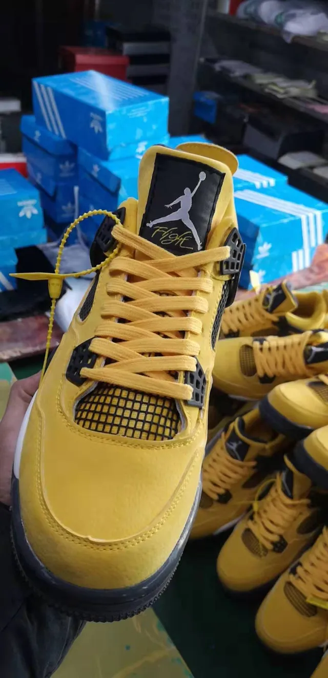 Air Jordan 4 Yellow Black White Basketball Shoes 4