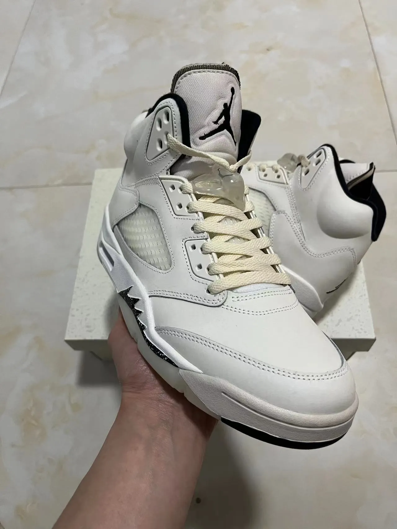 Air Jordan 5 White Black High-Top Leather And Mesh Basketball Shoes 8