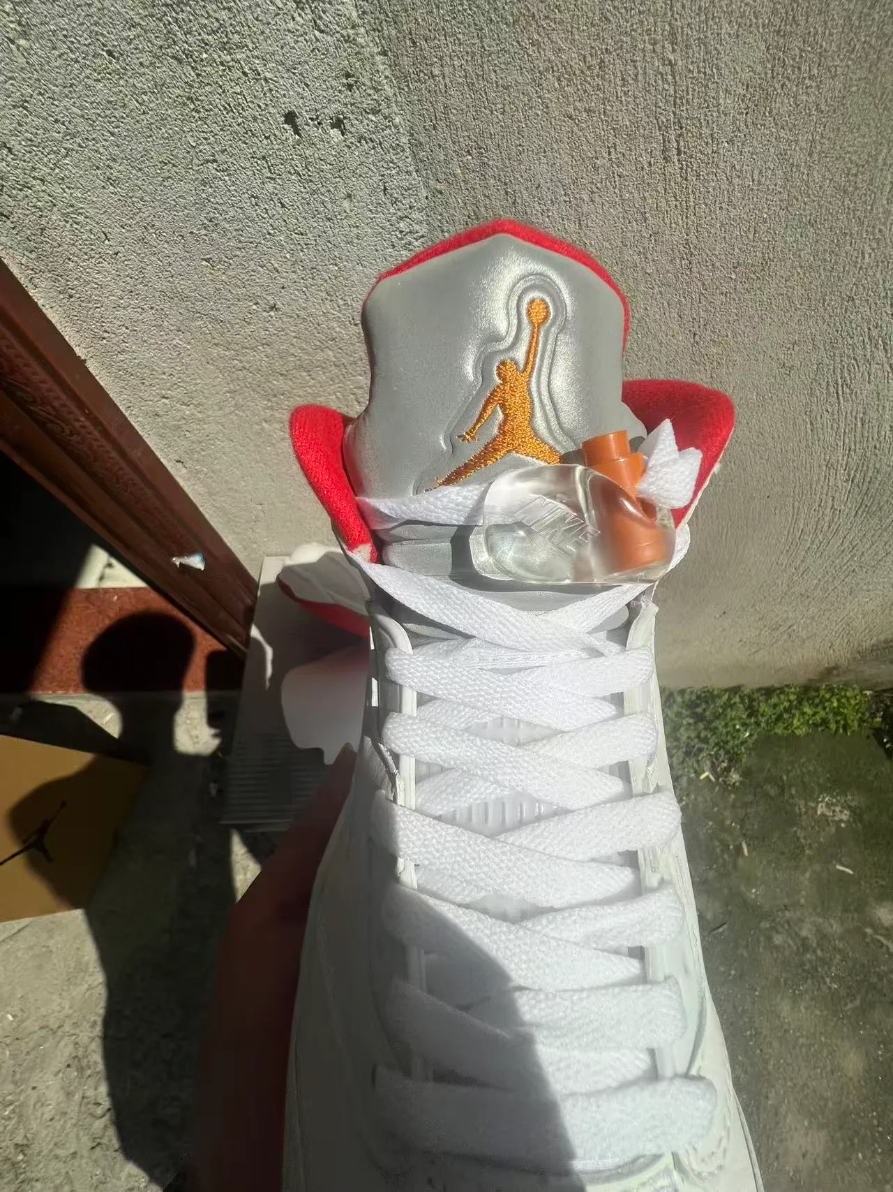 Air Jordan 5 White Red Orange Flame Basketball Shoes 4