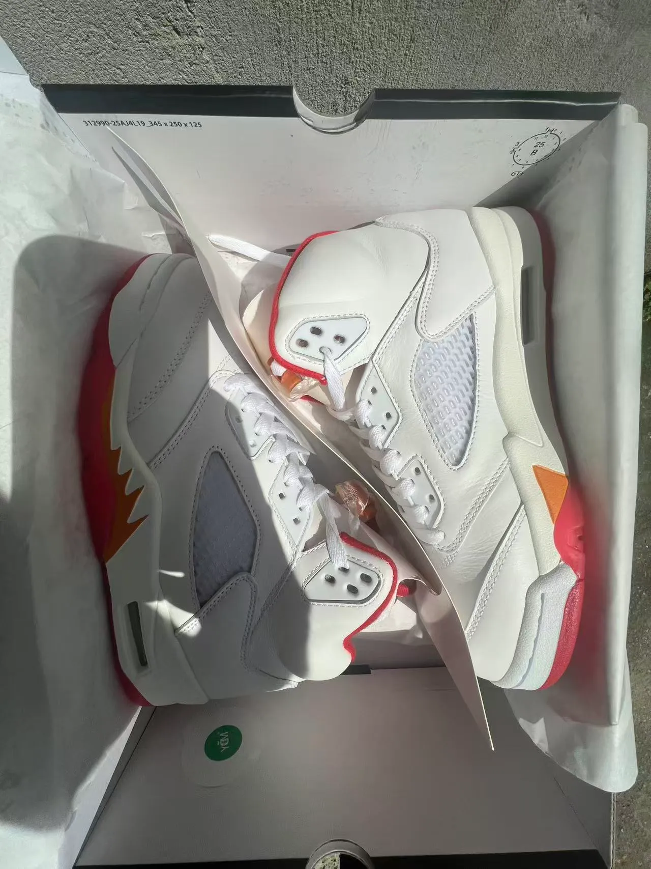 Air Jordan 5 White Red Orange Flame Basketball Shoes 9