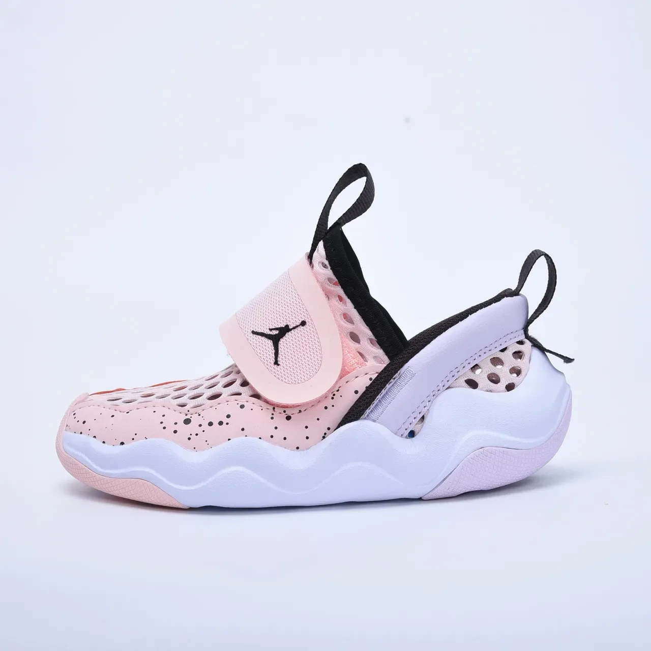 Baskets lifestyle sans lacets en mesh perforé noir et blanc Air Jordan 21