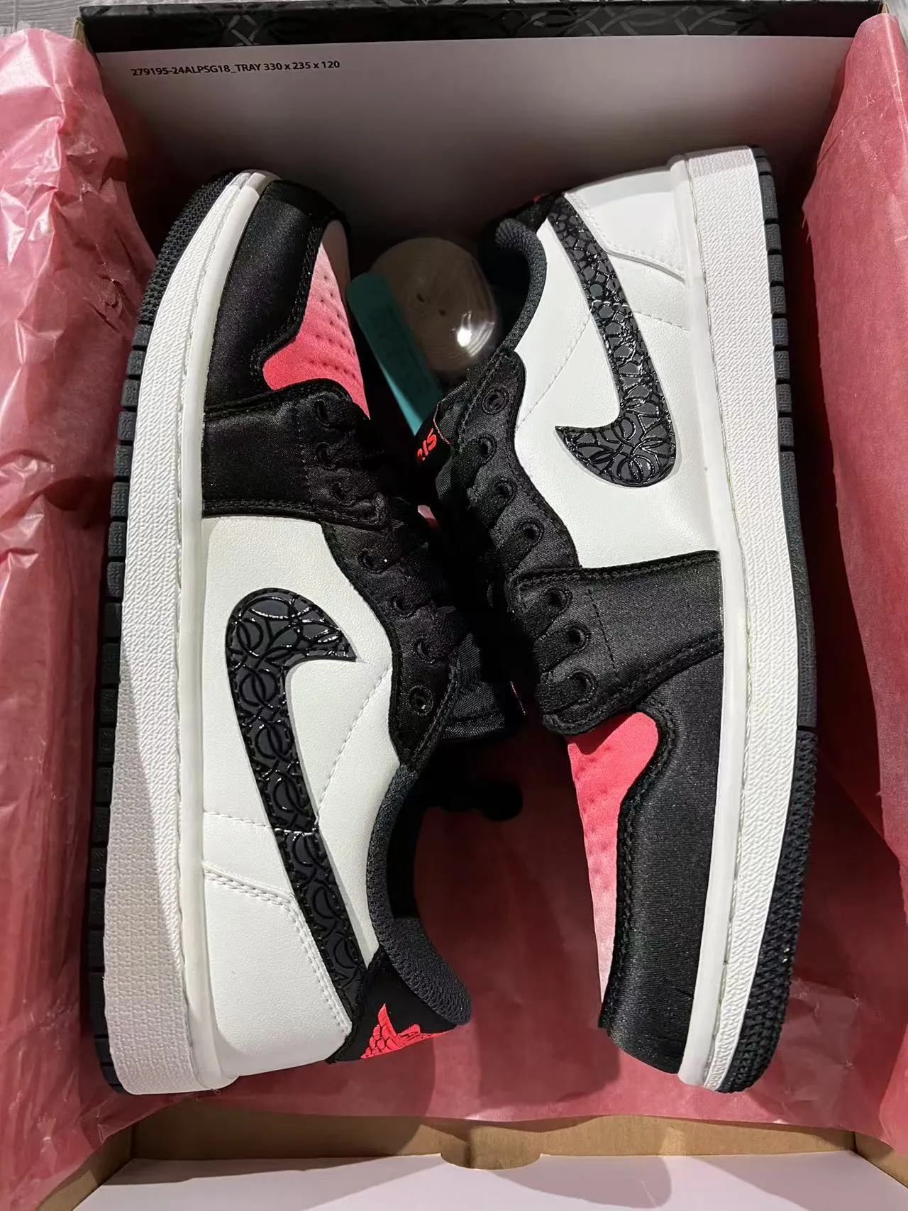 Air Jordan White Black Low-Top Leather-and-Synthetic Upper Basketball Shoes 9