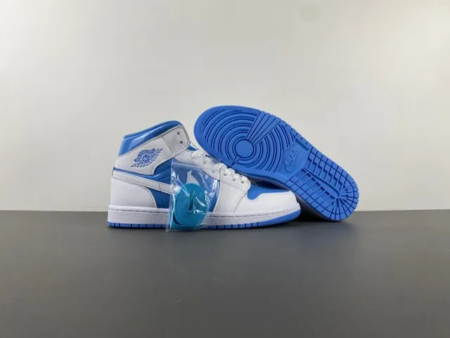Air Jordan White Blue High-Top Patent Leather Accents Basketball Shoes 11