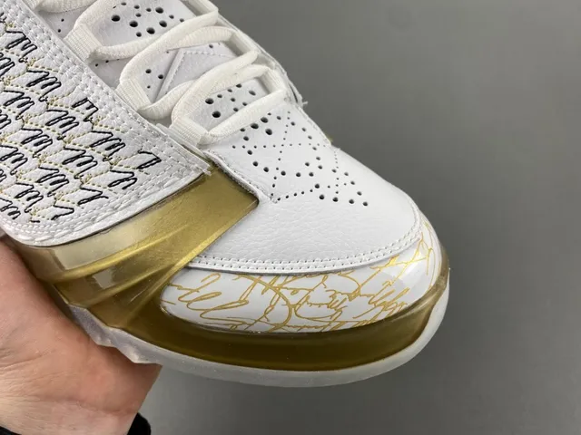 Air Jordan White Gold High-Top Silhouette Perforated Leather Upper Basketball Shoes 3