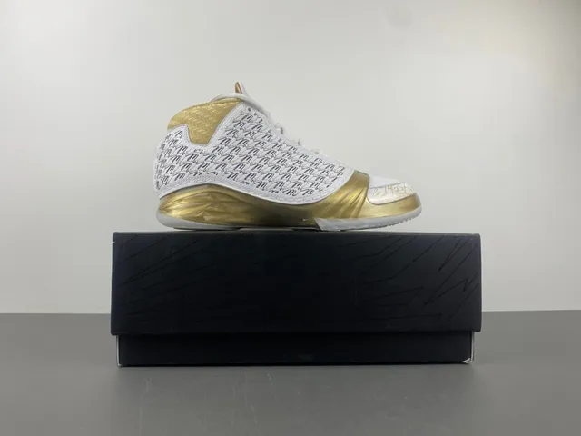 Air Jordan White Gold High-Top Silhouette Perforated Leather Upper Basketball Shoes 15