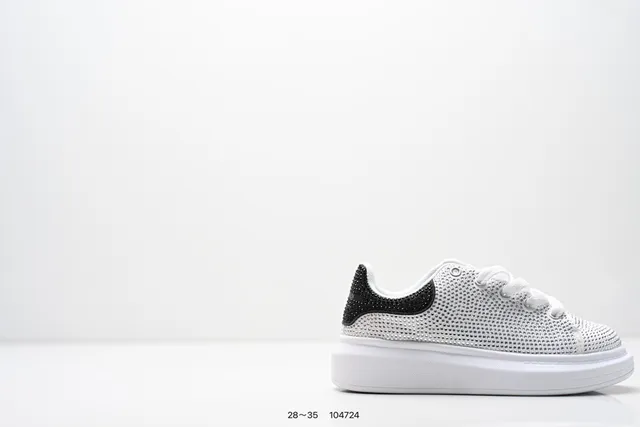 Alexander McQueen Black Oversized Platform Sole Smooth Leather Upper Lifestyle Sneakers 2