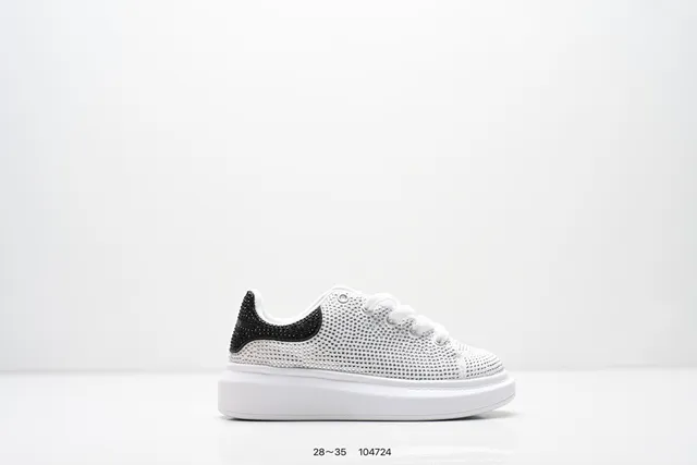 Alexander McQueen Black Oversized Platform Sole Smooth Leather Upper Lifestyle Sneakers 3