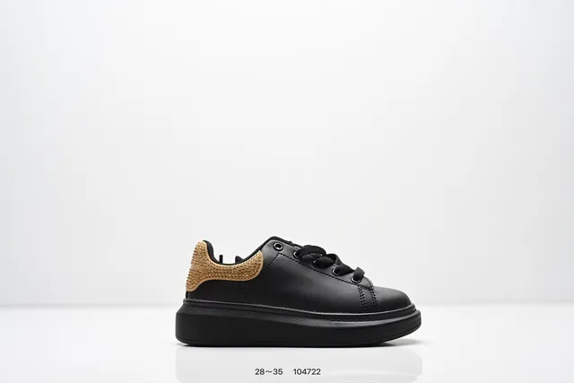 Alexander McQueen Black Oversized Platform Sole Smooth Leather Upper Lifestyle Sneakers 22