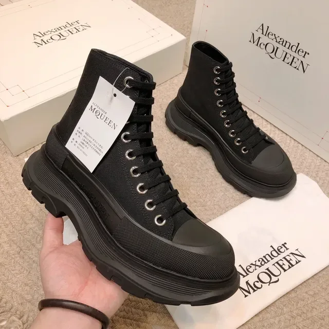 Alexander McQueen Oversized Sneaker Black Lifestyle Sneakers 5