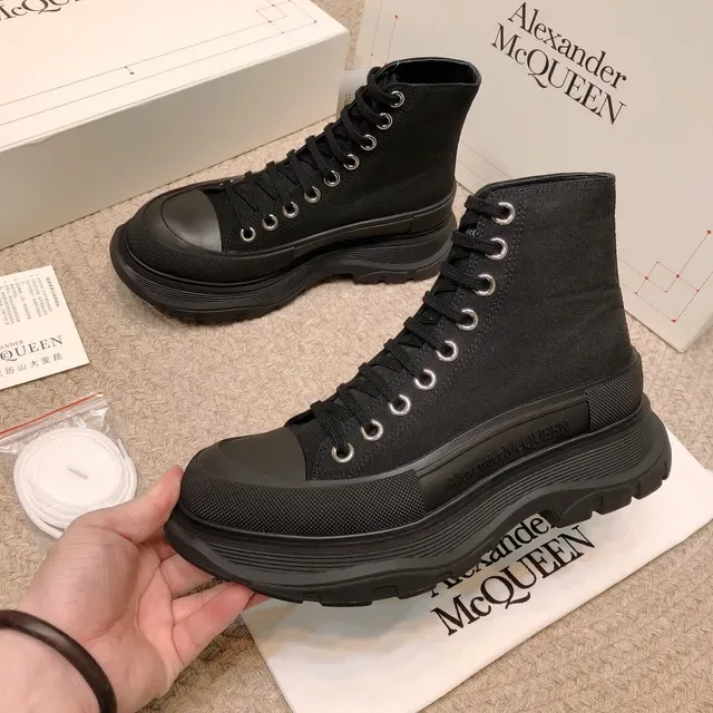 Alexander McQueen Oversized Sneaker Black Lifestyle Sneakers 9
