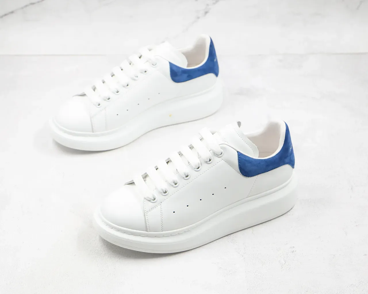 Alexander McQueen Oversized Sneaker White and Blue Lifestyle Sneakers 9