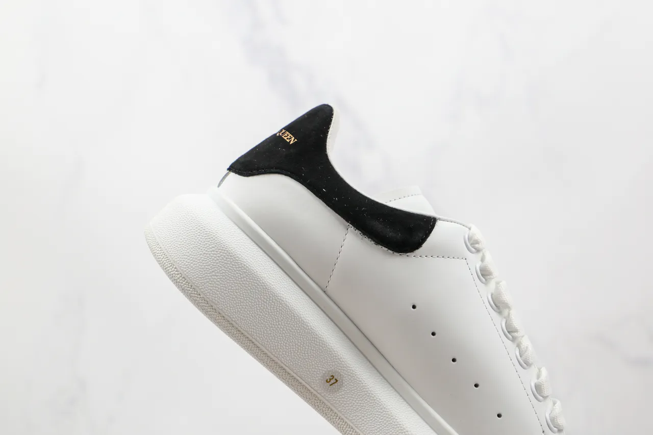 Alexander McQueen Oversized Tênis Branco Preto Lifestyle 6
