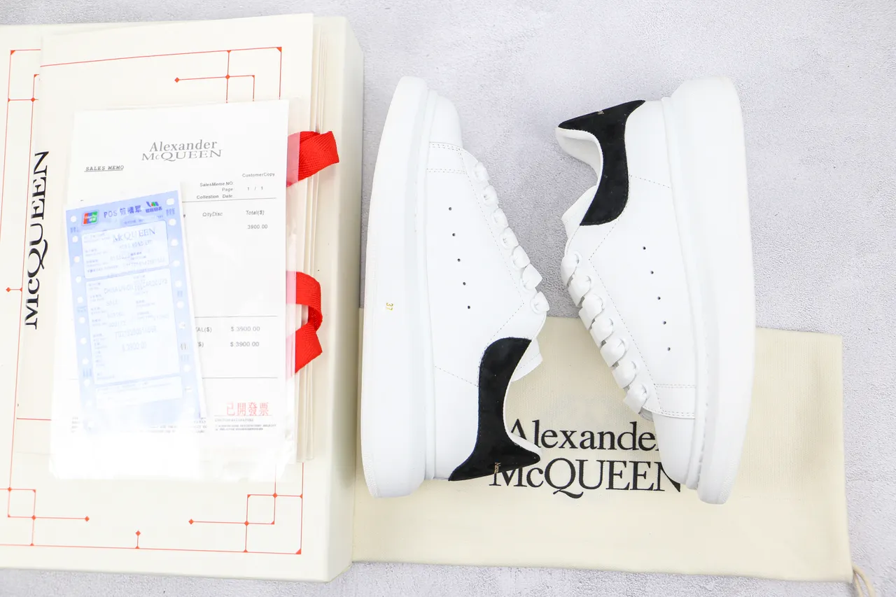 Alexander McQueen Oversized Tênis Branco Preto Lifestyle 9